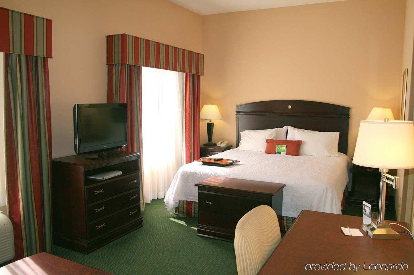Hampton Inn & Suites Pensacola I-10 N At University Town Plaza Zimmer foto
